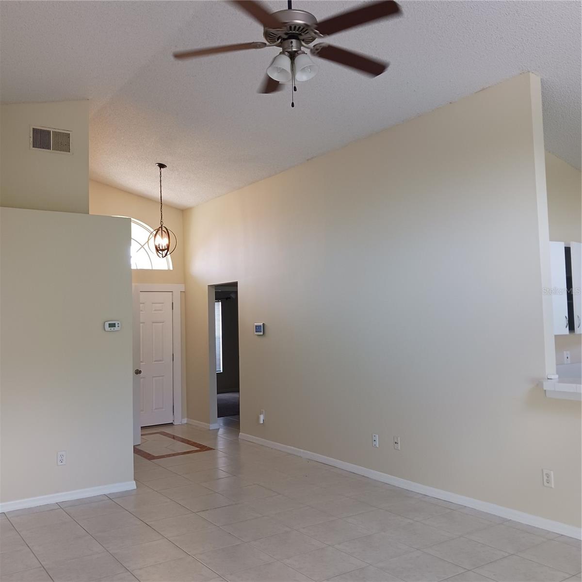 Image 3 of 14 For 289 White Marsh Circle