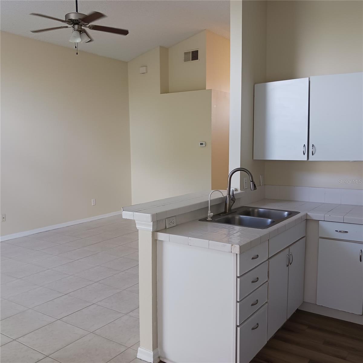 Image 6 of 14 For 289 White Marsh Circle
