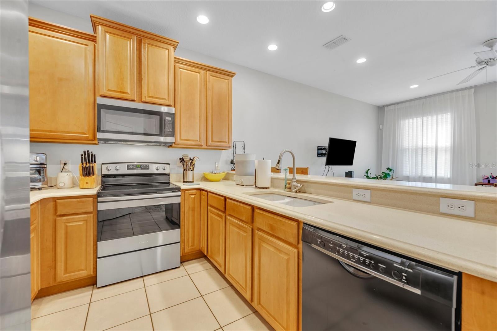 Image 22 of 44 For 480 Cruz Bay Circle
