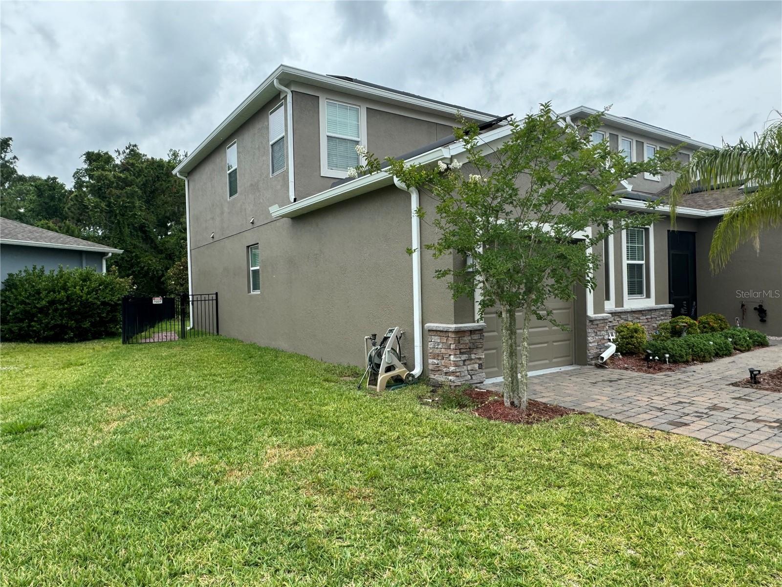 Image 4 of 23 For 491 Brunswick Drive