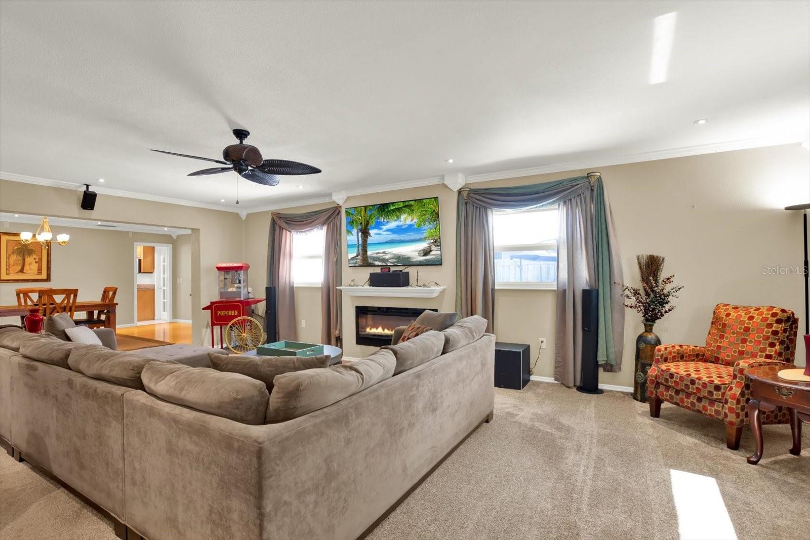 Image 21 of 51 For 1817 Lombardy Drive