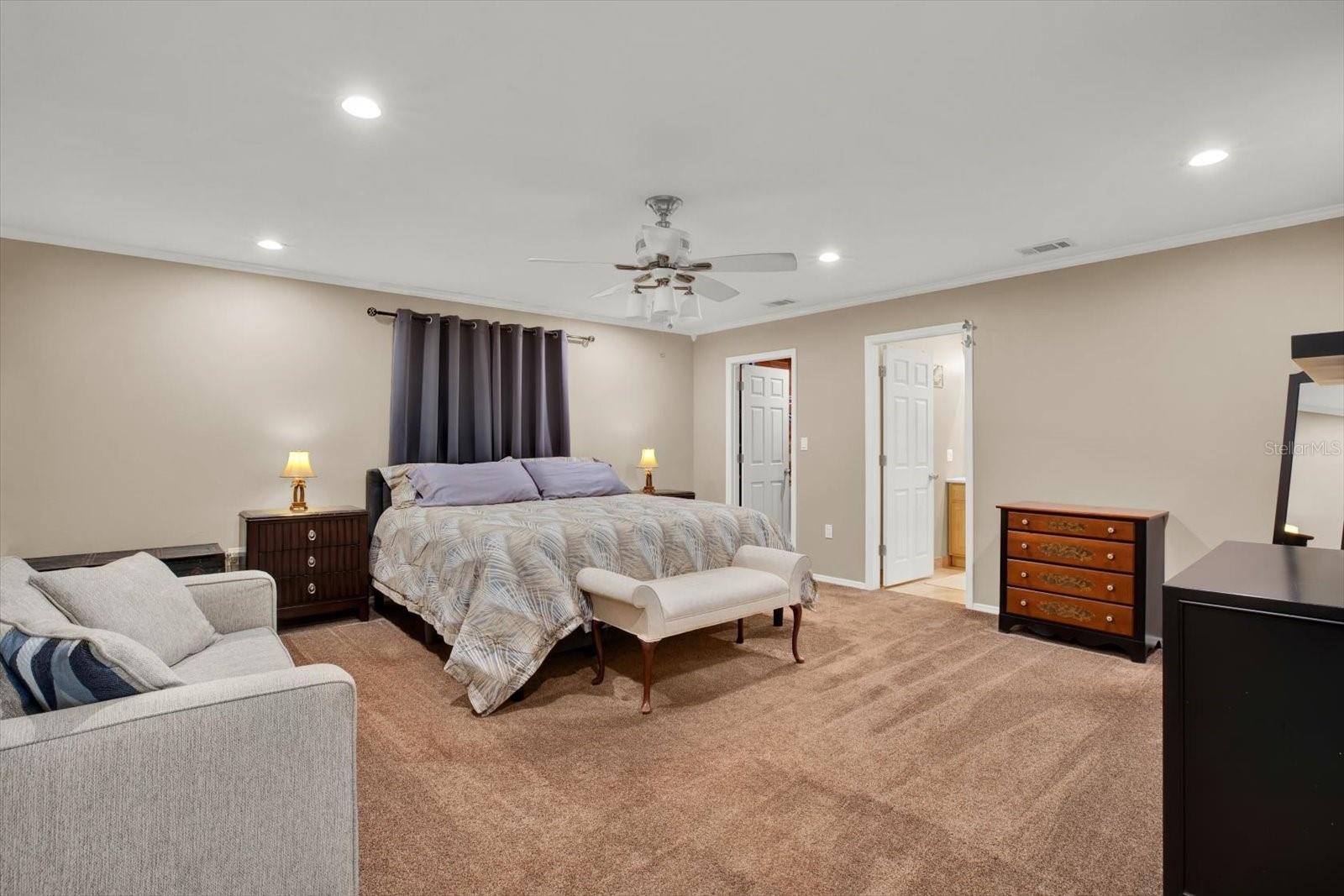 Image 22 of 51 For 1817 Lombardy Drive
