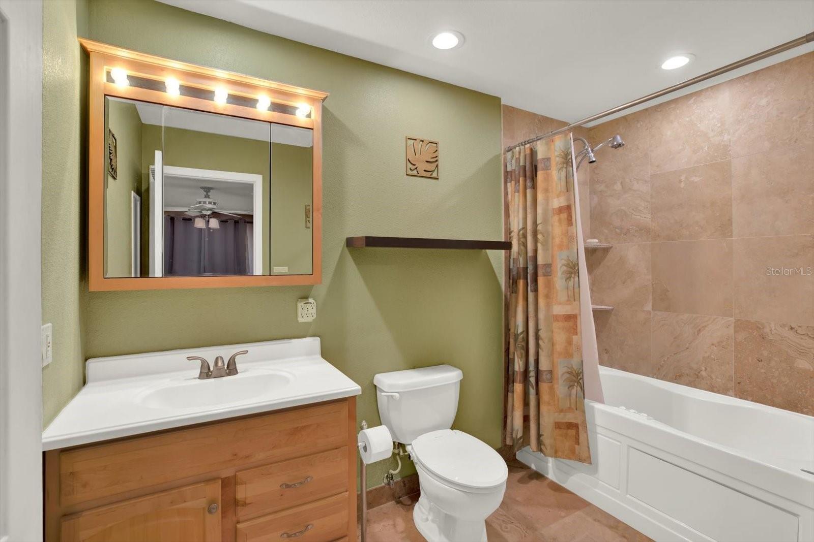 Image 27 of 51 For 1817 Lombardy Drive