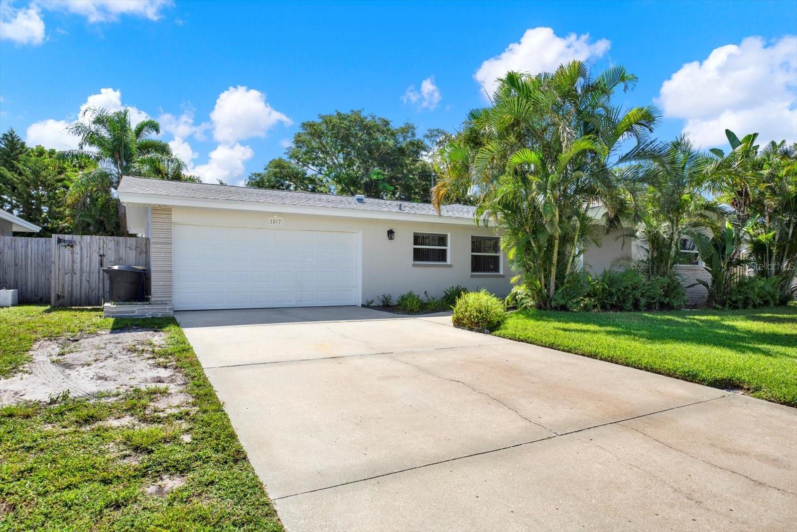 Image 4 of 51 For 1817 Lombardy Drive