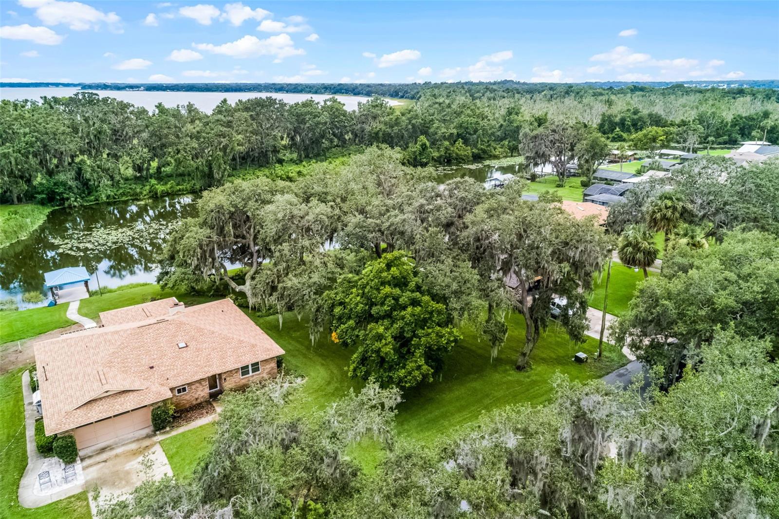 Image 42 of 63 For 5614 Harbor Drive