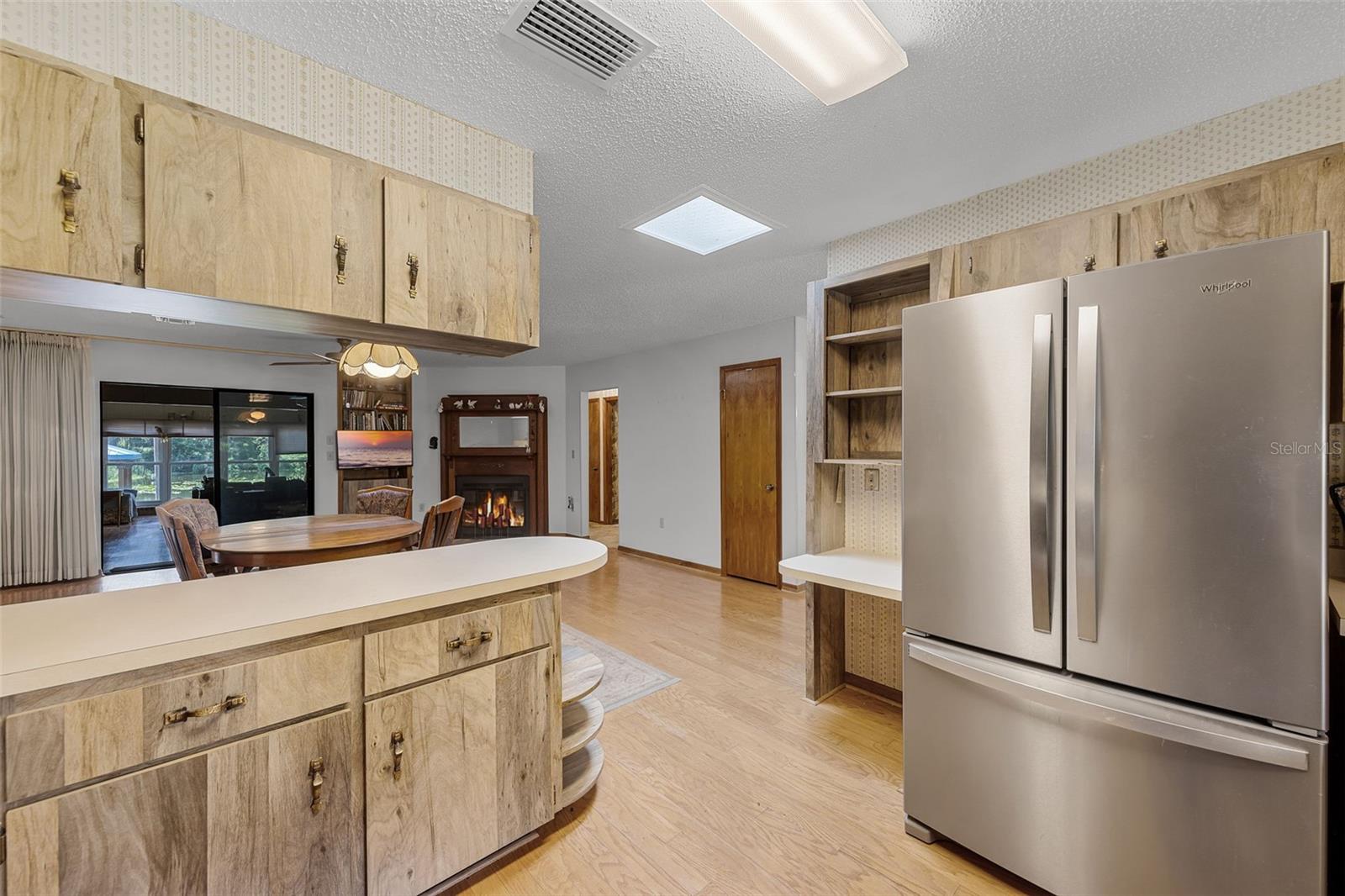 Image 8 of 63 For 5614 Harbor Drive