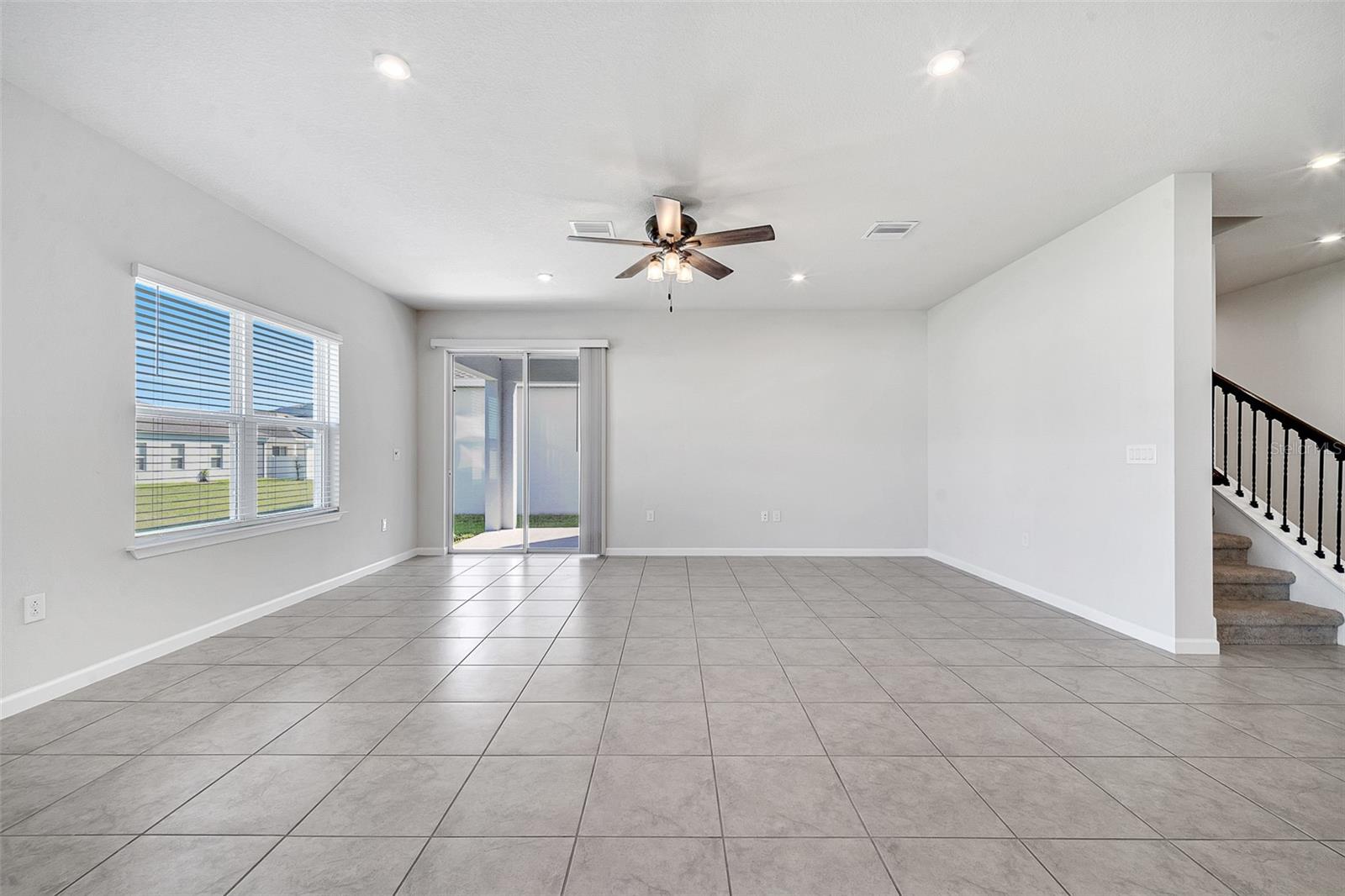 Image 12 of 42 For 5539 Toulouse Lane