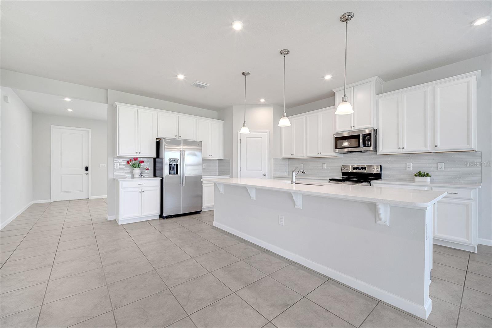 Image 6 of 42 For 5539 Toulouse Lane