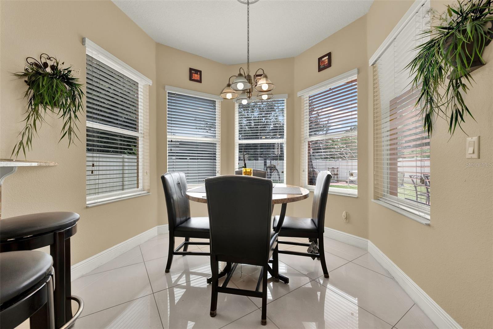 Image 7 of 30 For 12955 Moss Park Ridge Drive