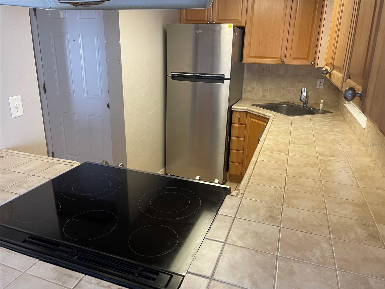 Image 11 of 21 For 1000 Semoran Boulevard 703