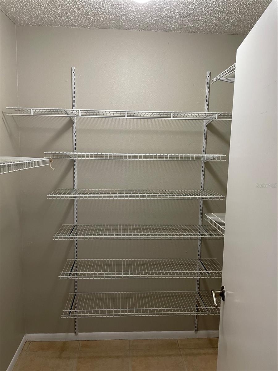 Image 16 of 21 For 1000 Semoran Boulevard 703
