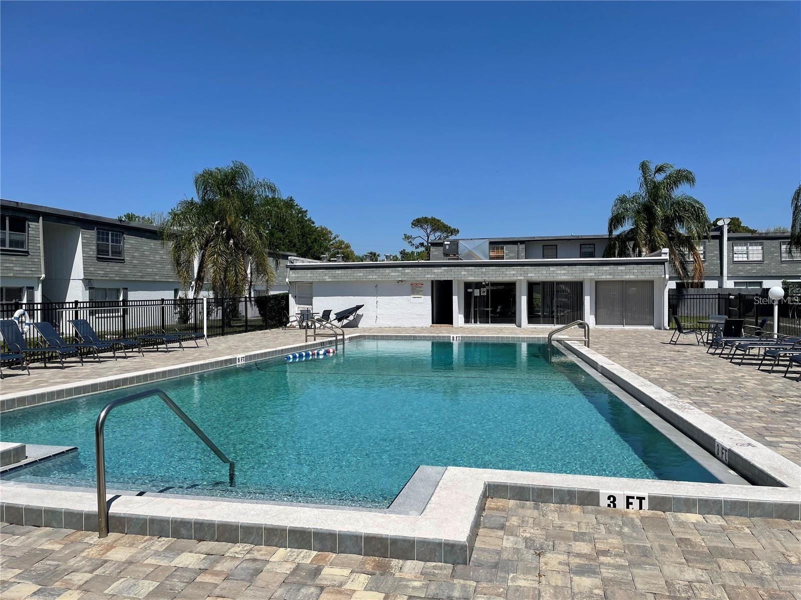 Image 20 of 21 For 1000 Semoran Boulevard 703
