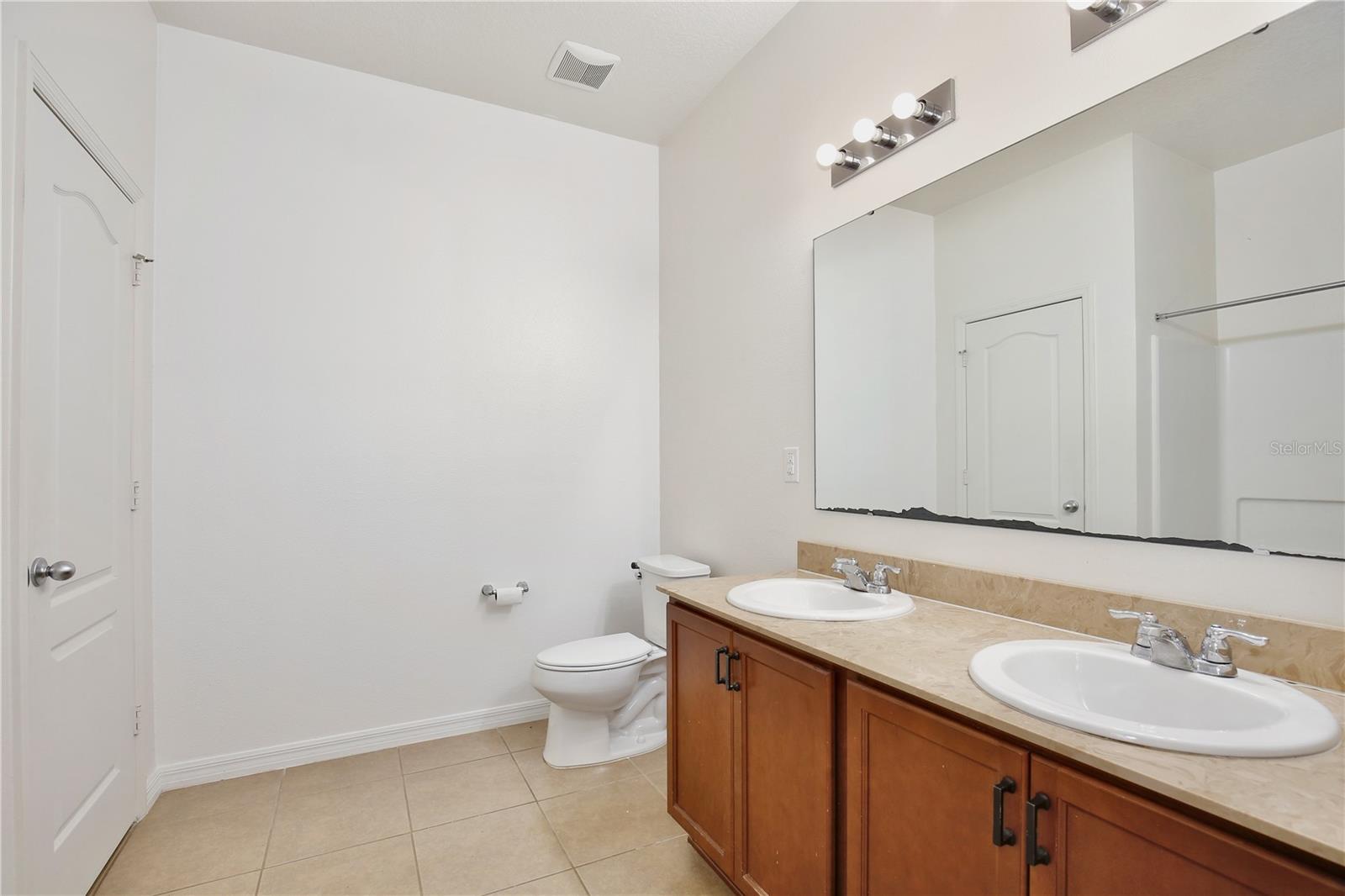 Image 16 of 49 For 4568 Baler Trails Drive
