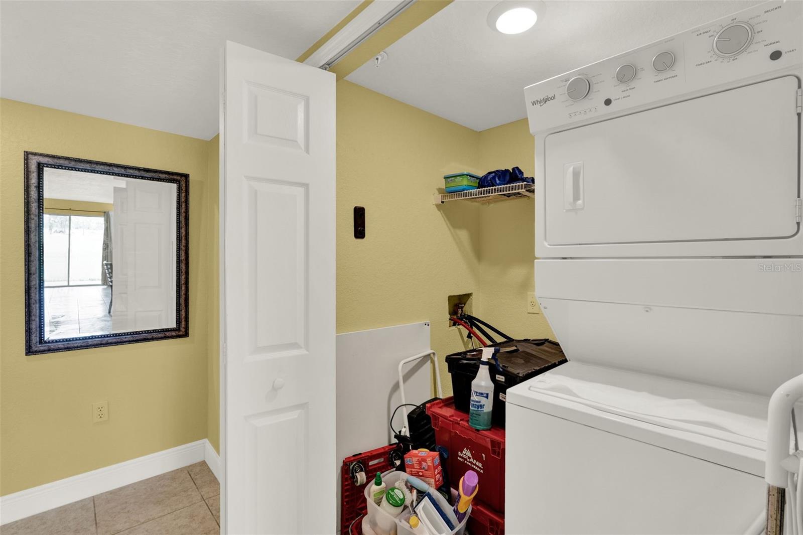 Image 18 of 20 For 13839 Fairway Island Drive 1111