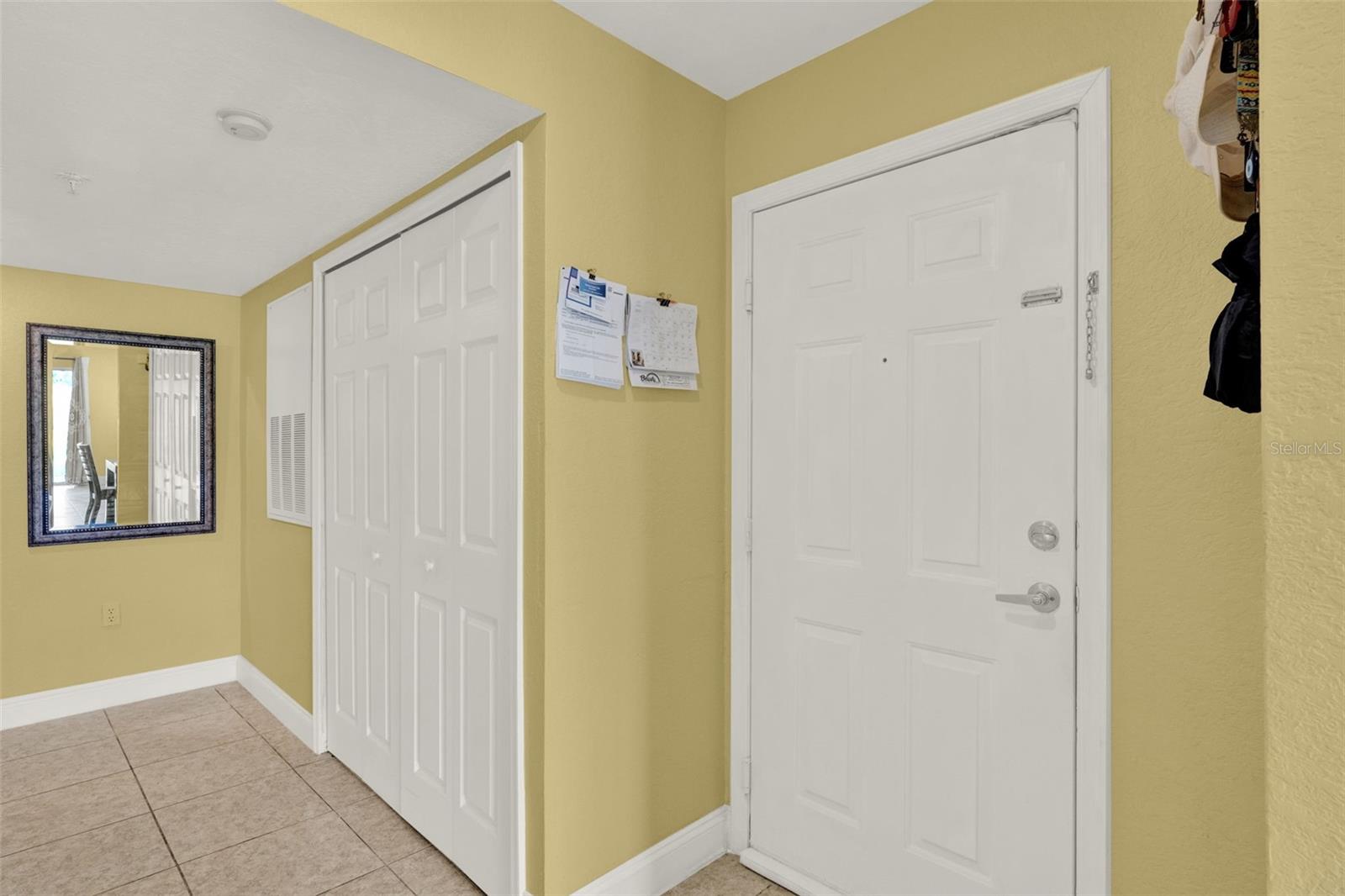 Image 3 of 20 For 13839 Fairway Island Drive 1111