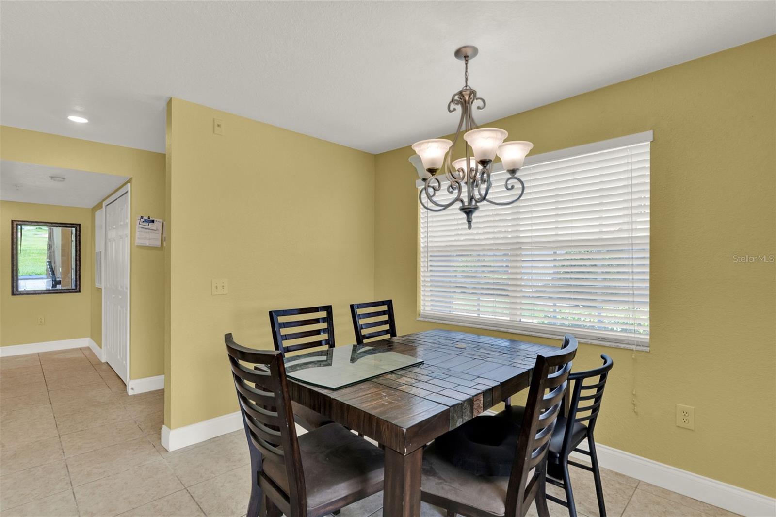Image 6 of 20 For 13839 Fairway Island Drive 1111