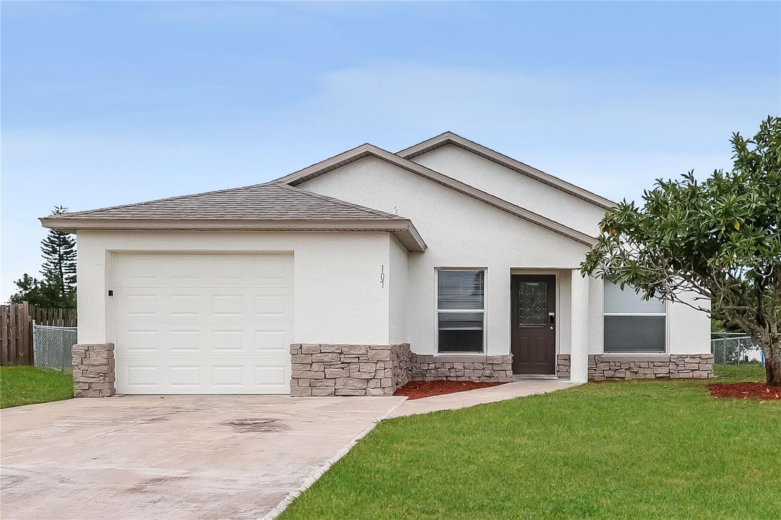 Details for 107 Cherokee Drive, INTERLACHEN, FL 32148