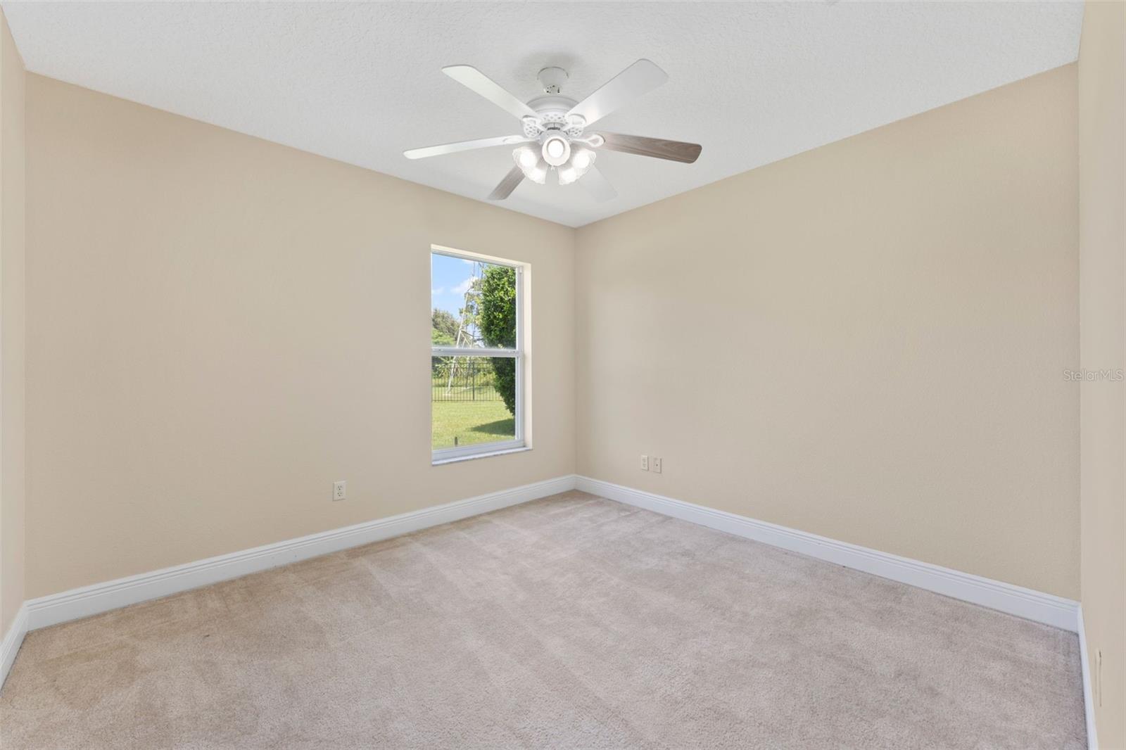 Image 19 of 38 For 11031 Ledgement Lane