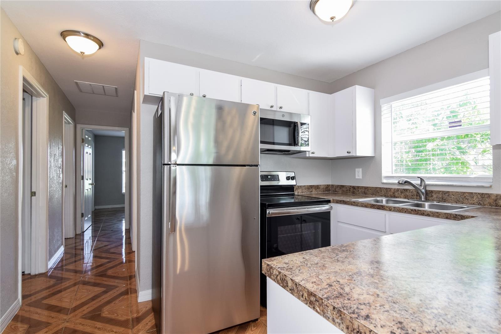 Image 6 of 16 For 1712 18th Street