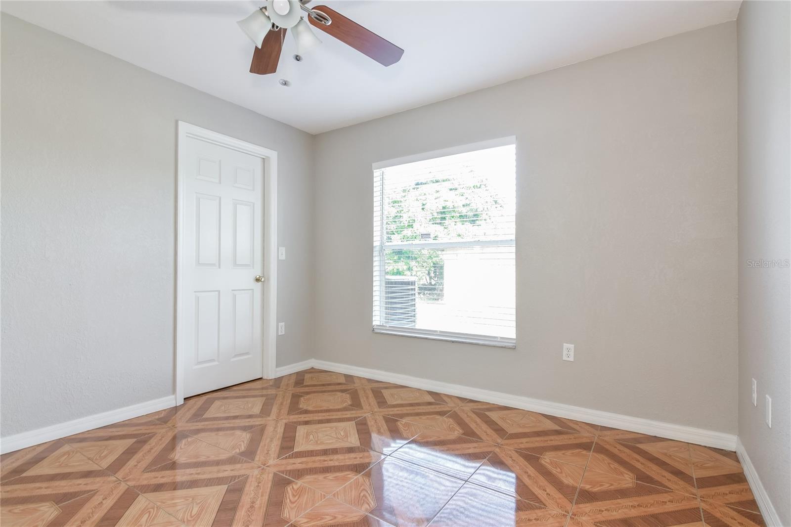 Image 9 of 16 For 1712 18th Street