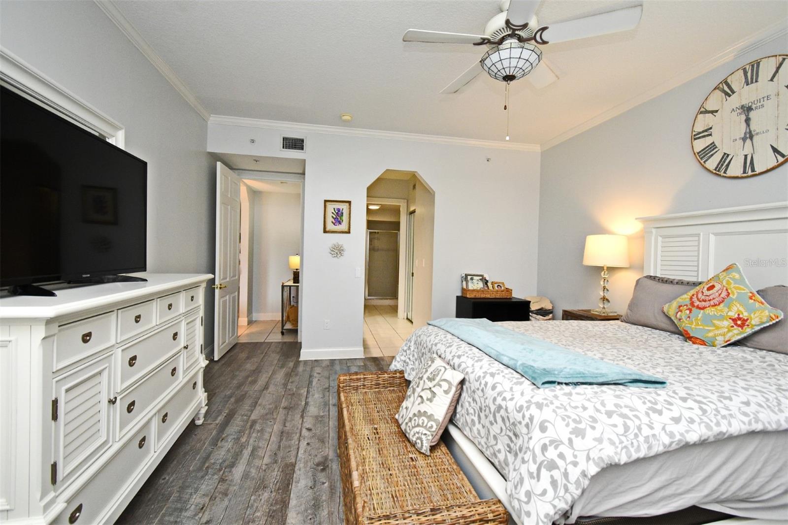 Image 17 of 42 For 4624 Harbour Village Boulevard 4206