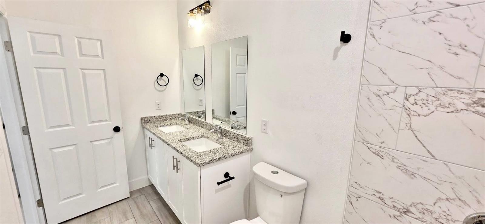Listing photo id 10 for 15431 41st Street Road