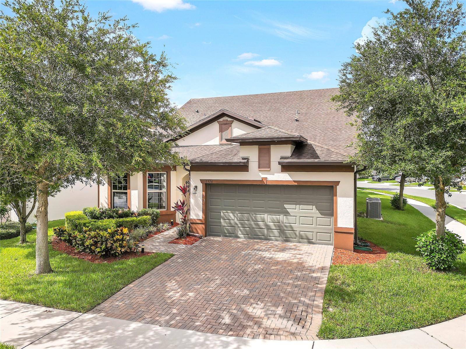 Image 3 of 51 For 2326 Gratia Place