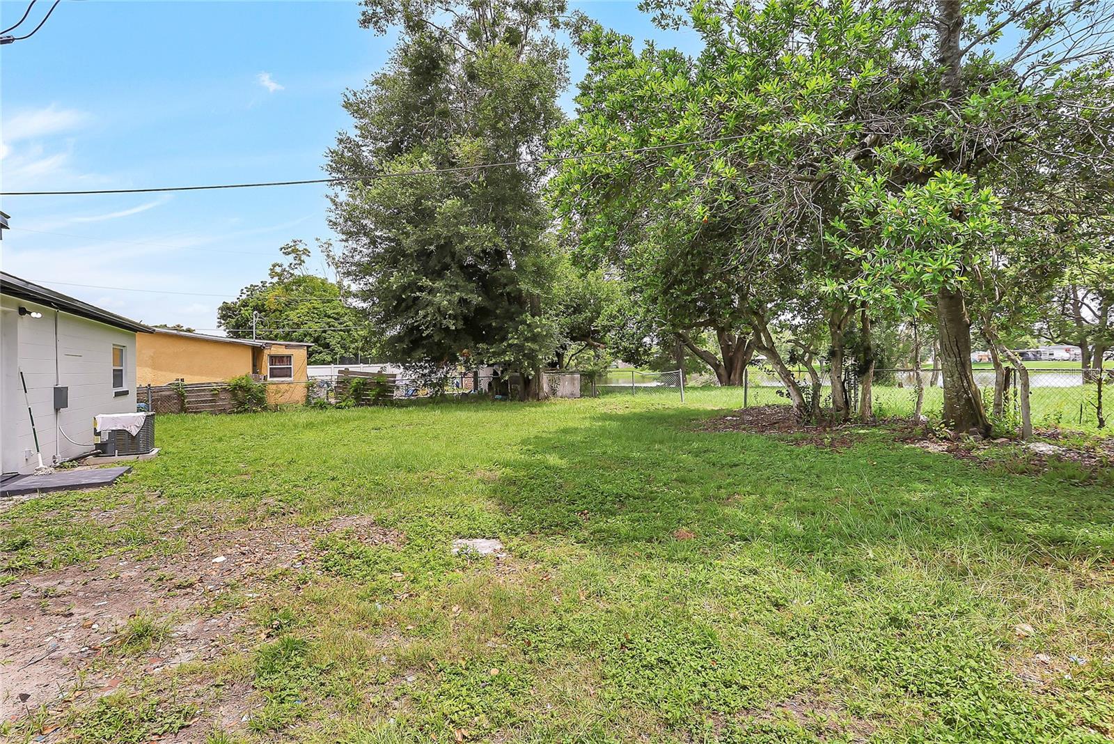 Image 18 of 22 For 5915 Colchester Drive
