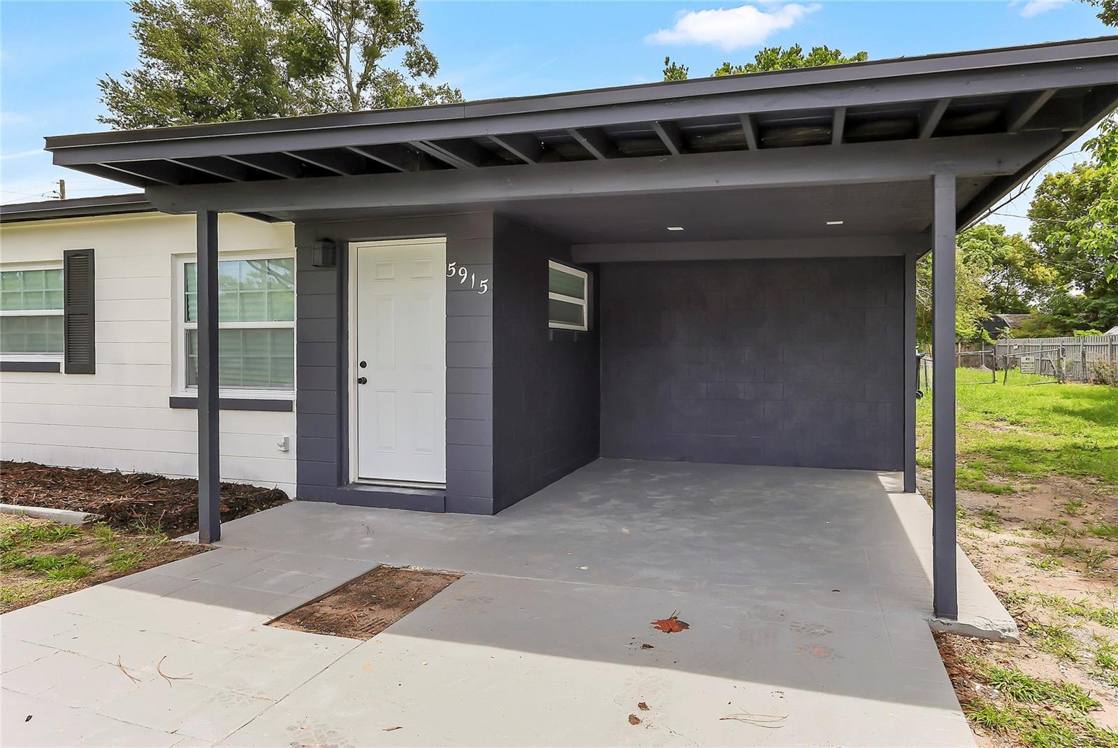 Image 3 of 22 For 5915 Colchester Drive