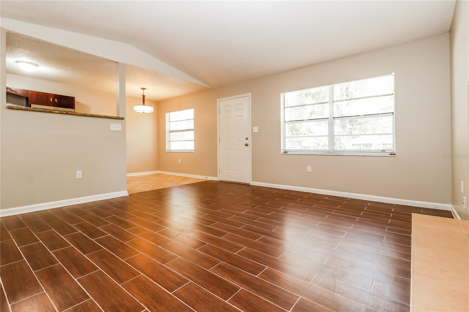 Image 4 of 16 For 1813 Diana Street