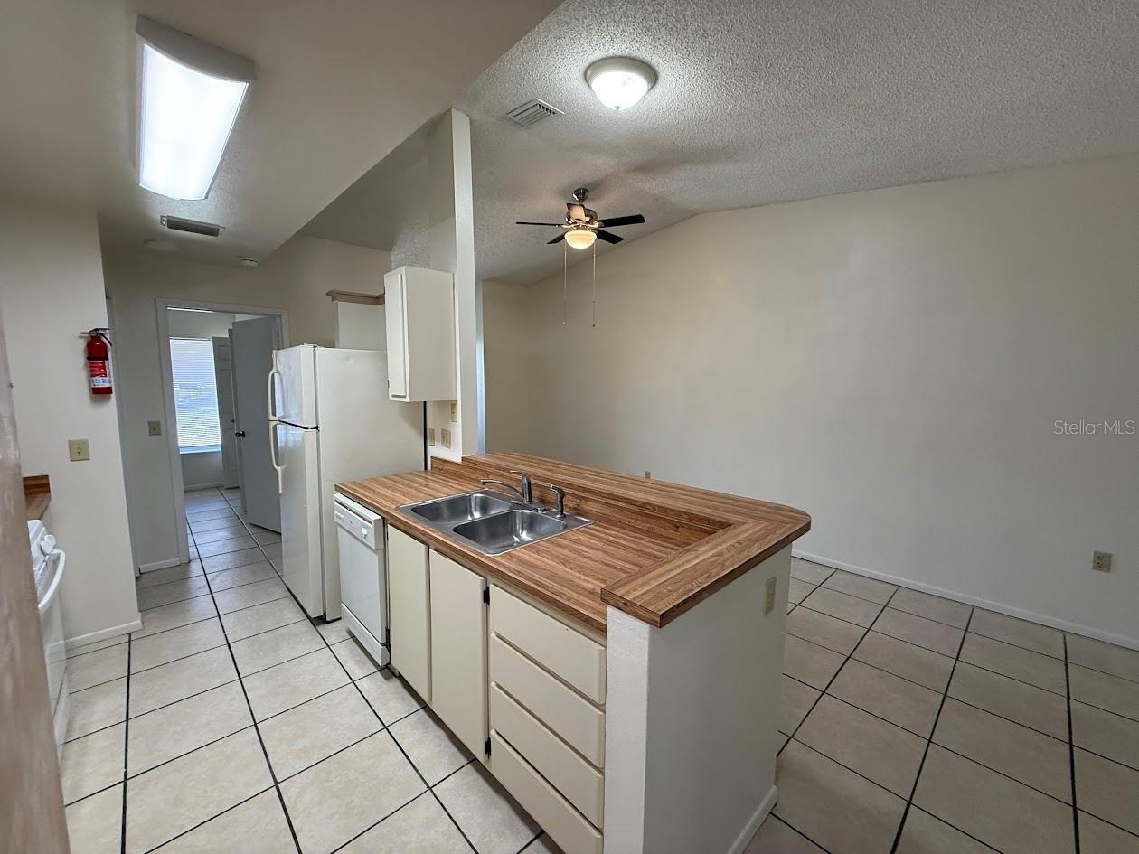 Image 5 of 23 For 1230 Westside Drive