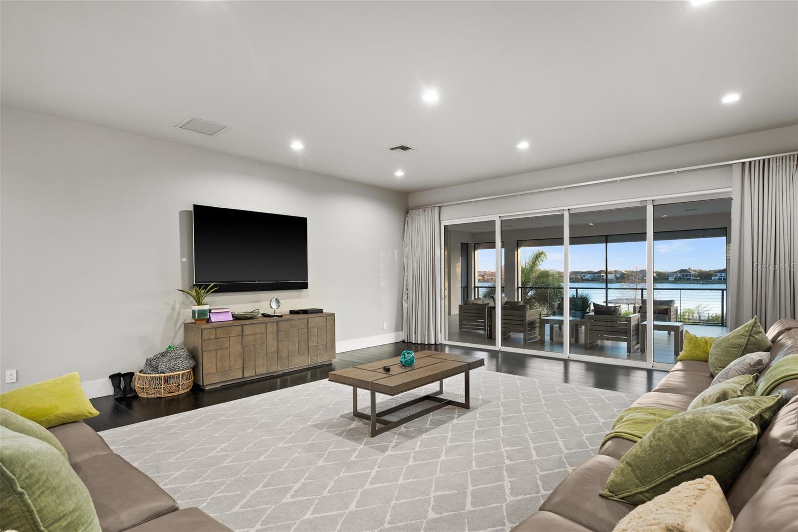 Image 18 of 35 For 12264 Montalcino Circle