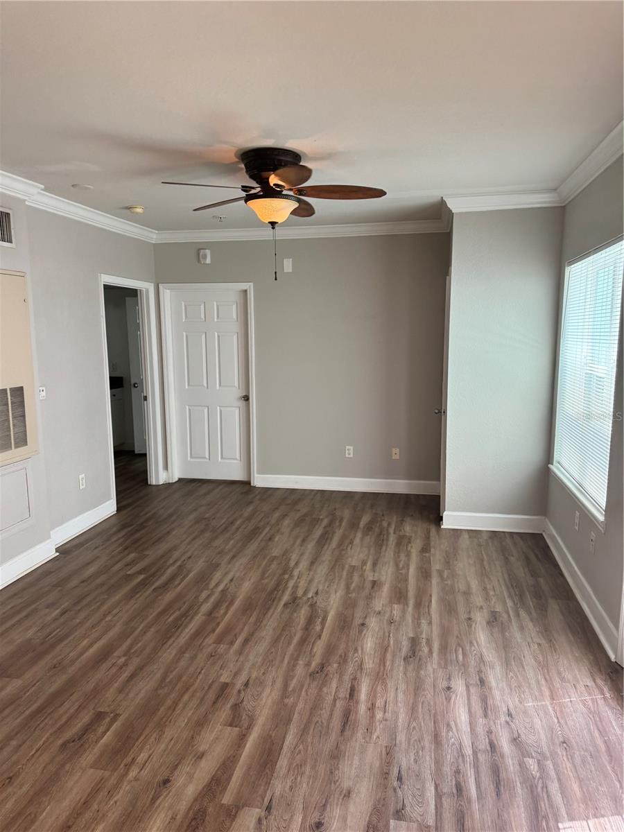 Image 6 of 16 For 300 South Street 2016