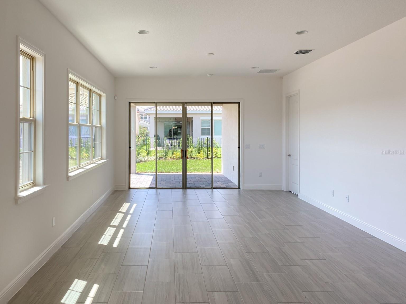 Image 16 of 40 For 10557 Gatley Place