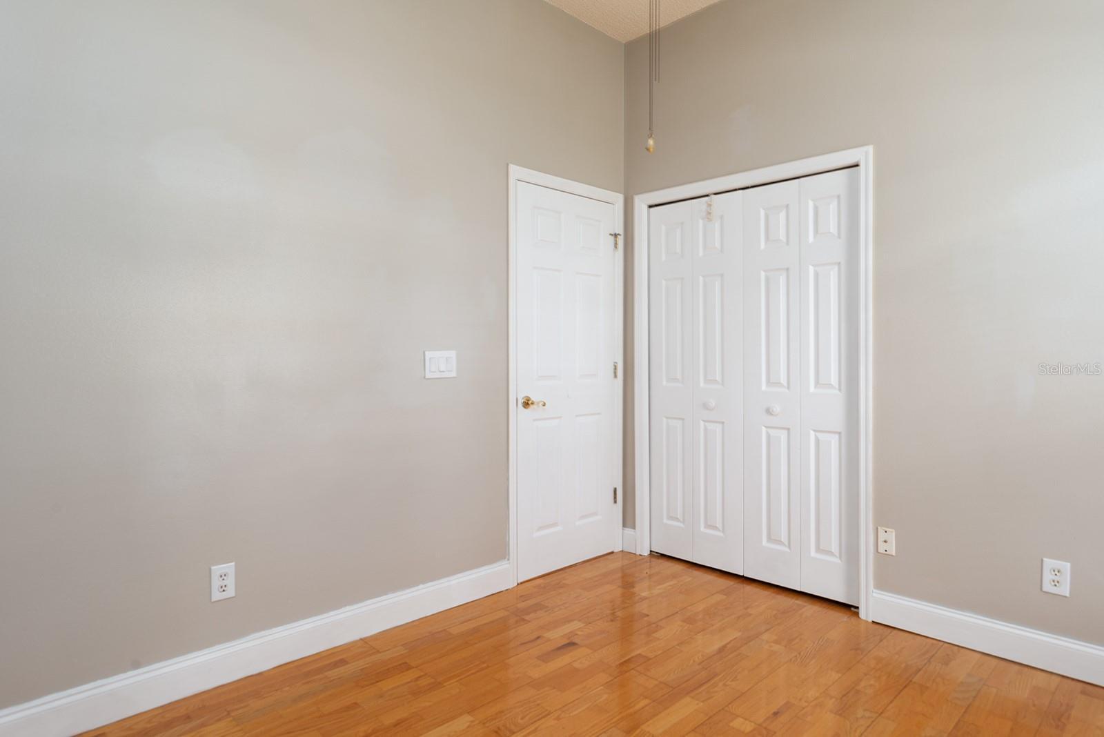 Image 21 of 45 For 789 White Ivey Court