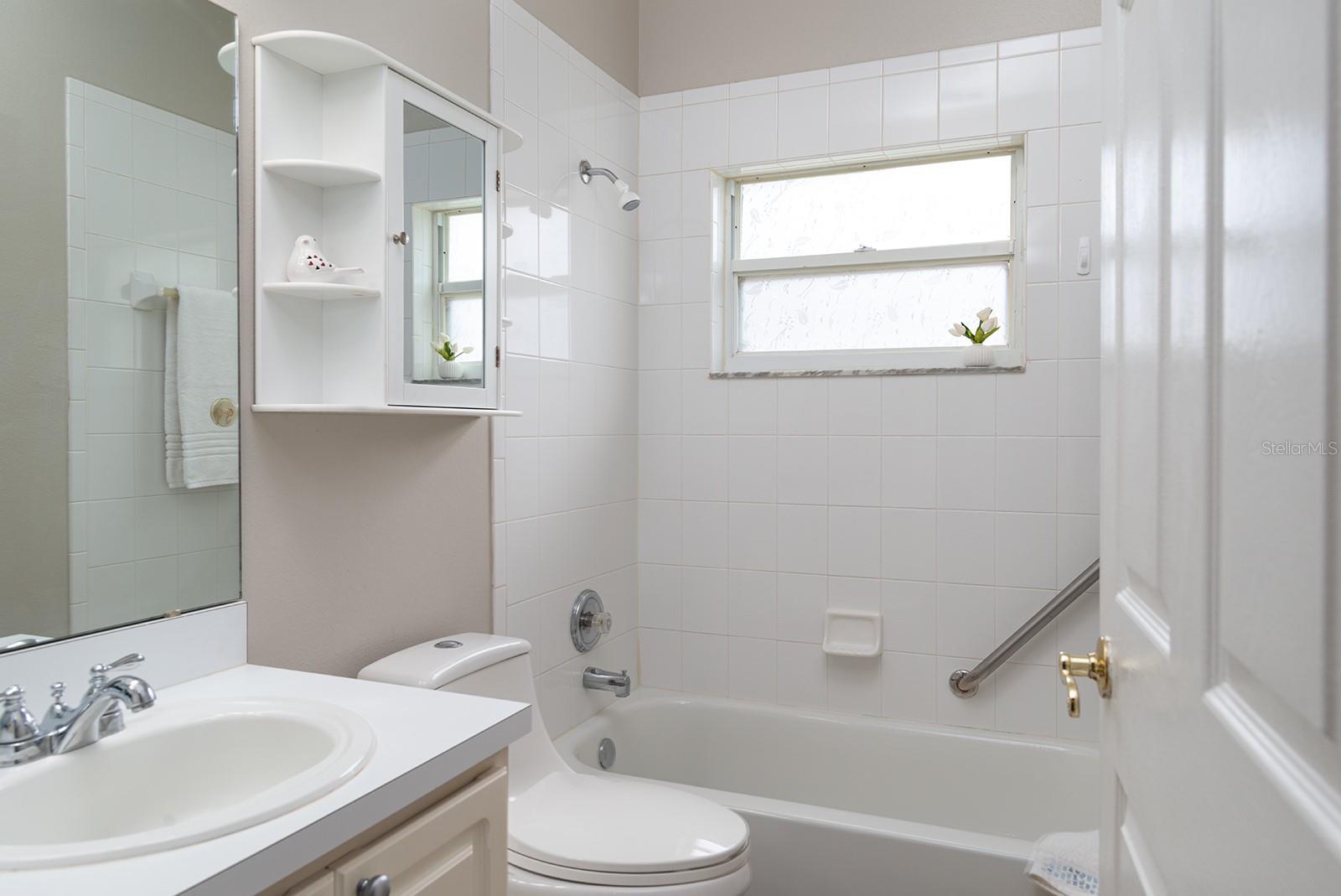 Image 23 of 45 For 789 White Ivey Court