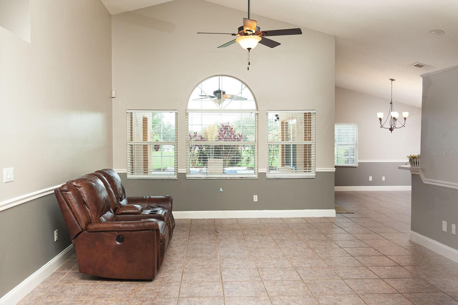 Image 33 of 45 For 789 White Ivey Court