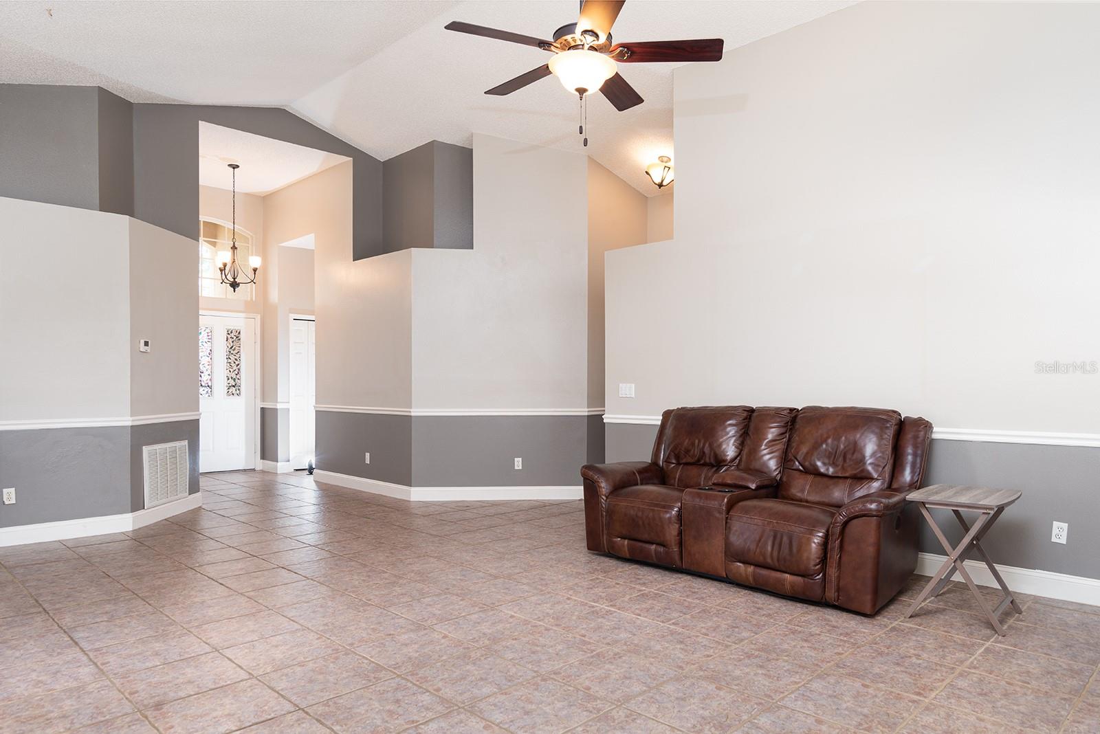 Image 5 of 45 For 789 White Ivey Court
