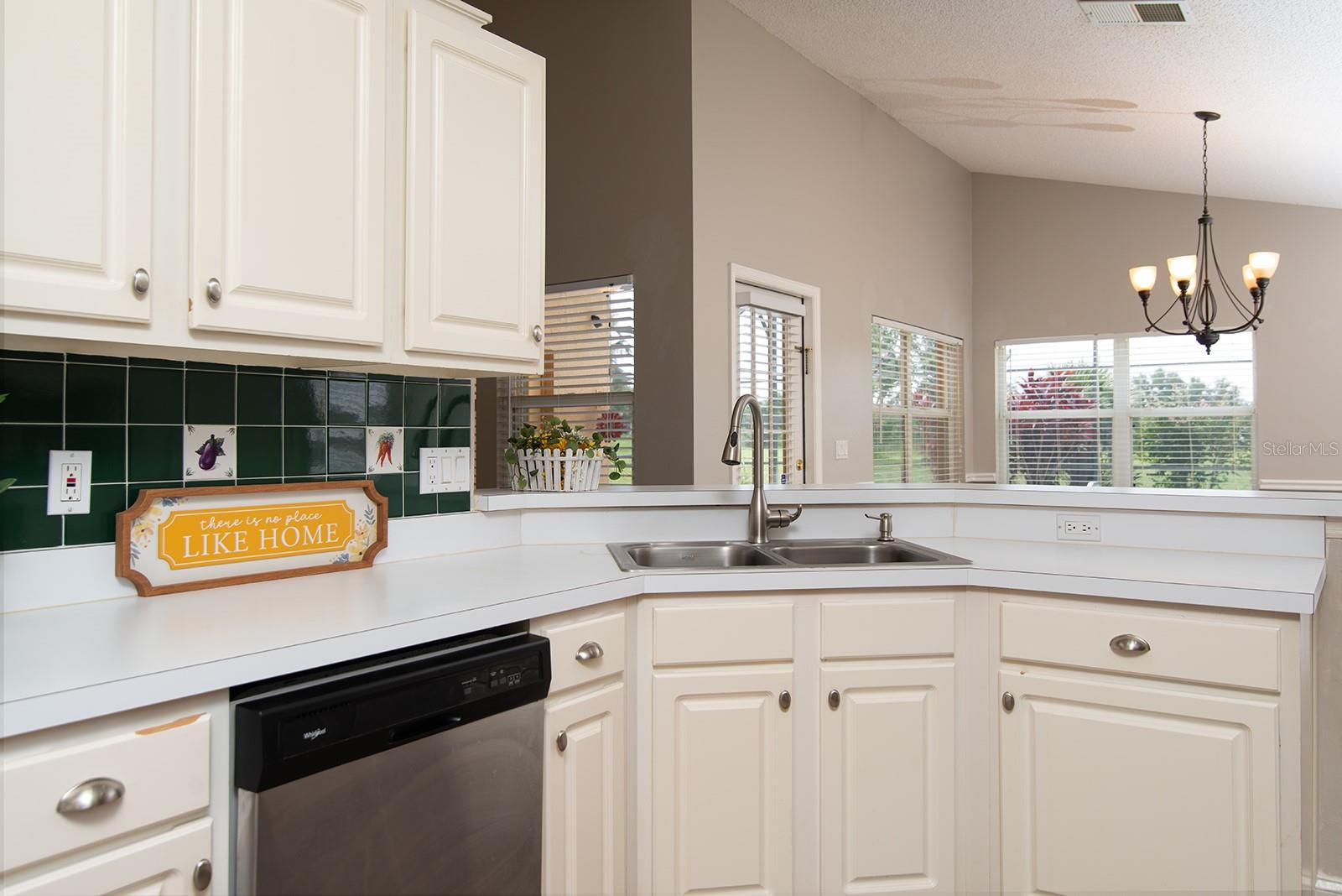 Image 7 of 45 For 789 White Ivey Court