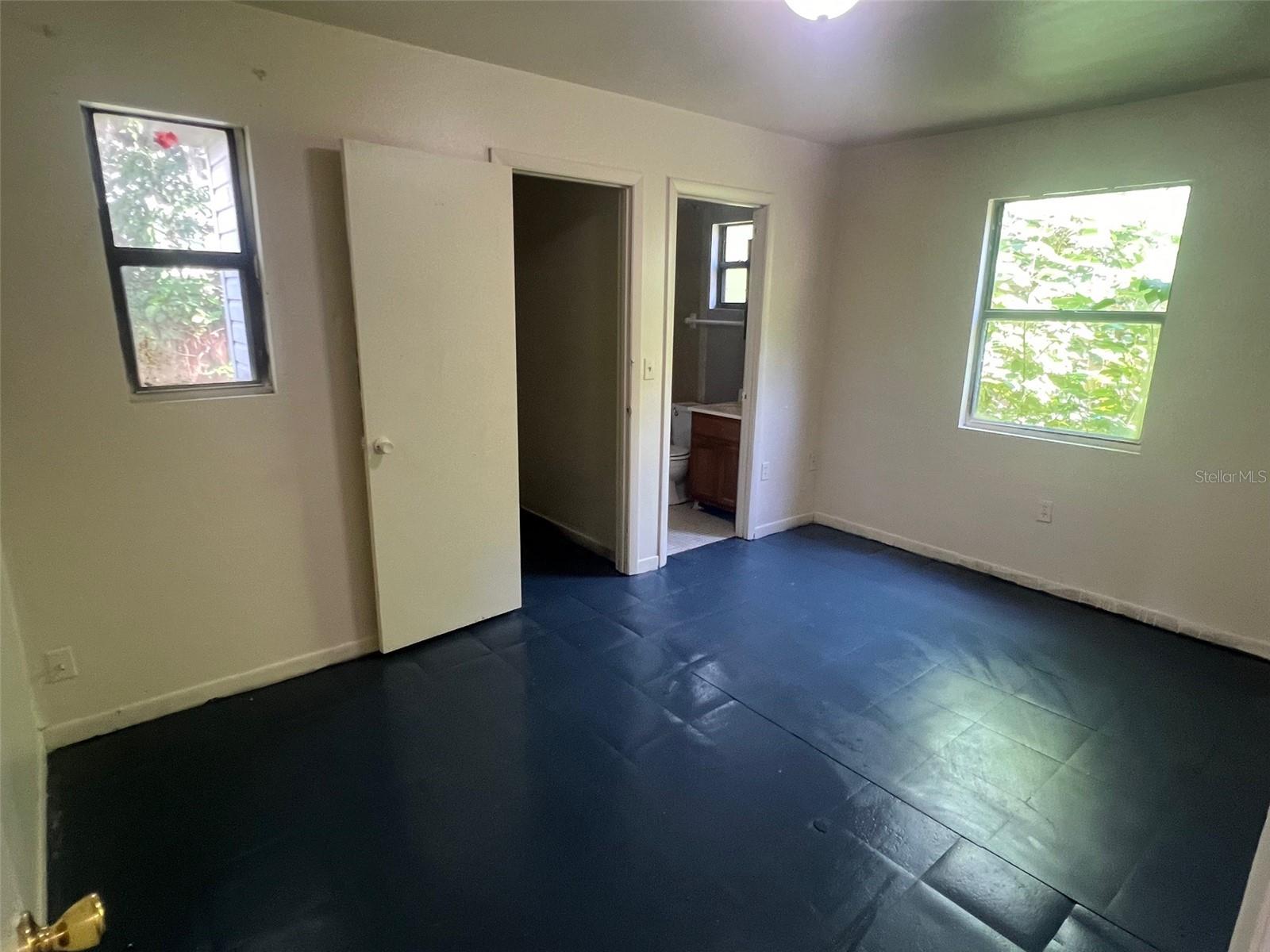 Image 5 of 8 For 1290 Henson Lane 1