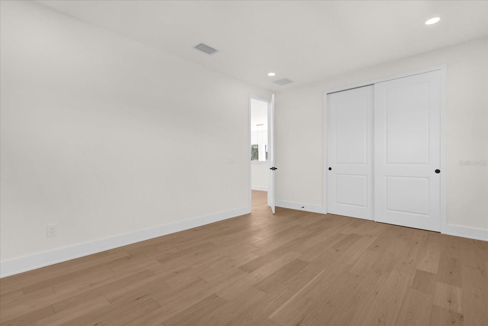 Image 41 of 75 For 4401 Rockledge Road
