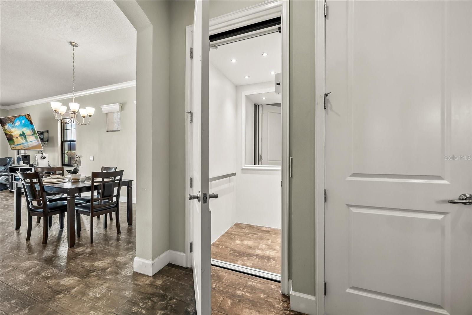 Image 16 of 76 For 7633 Toscana Boulevard
