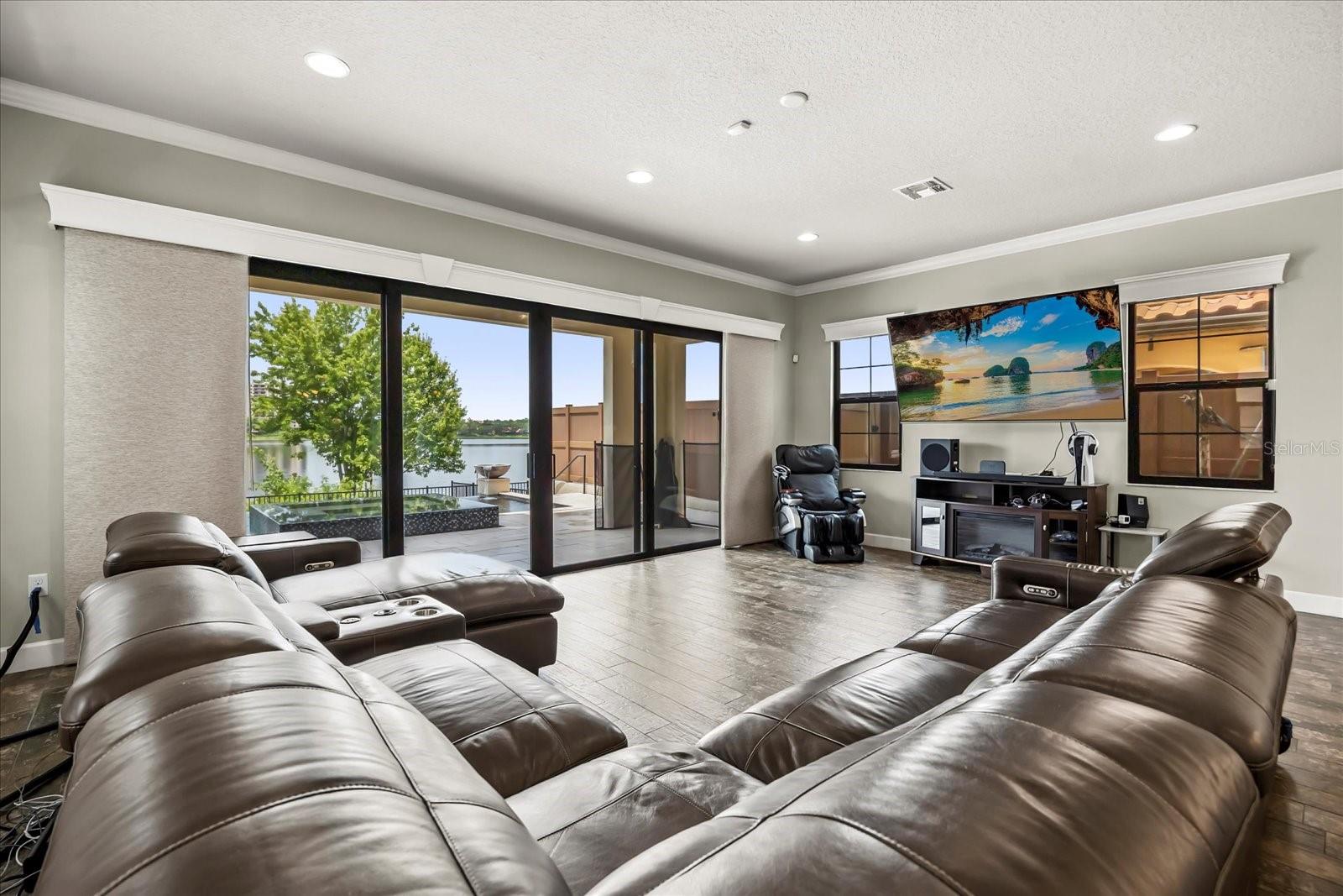 Image 3 of 76 For 7633 Toscana Boulevard