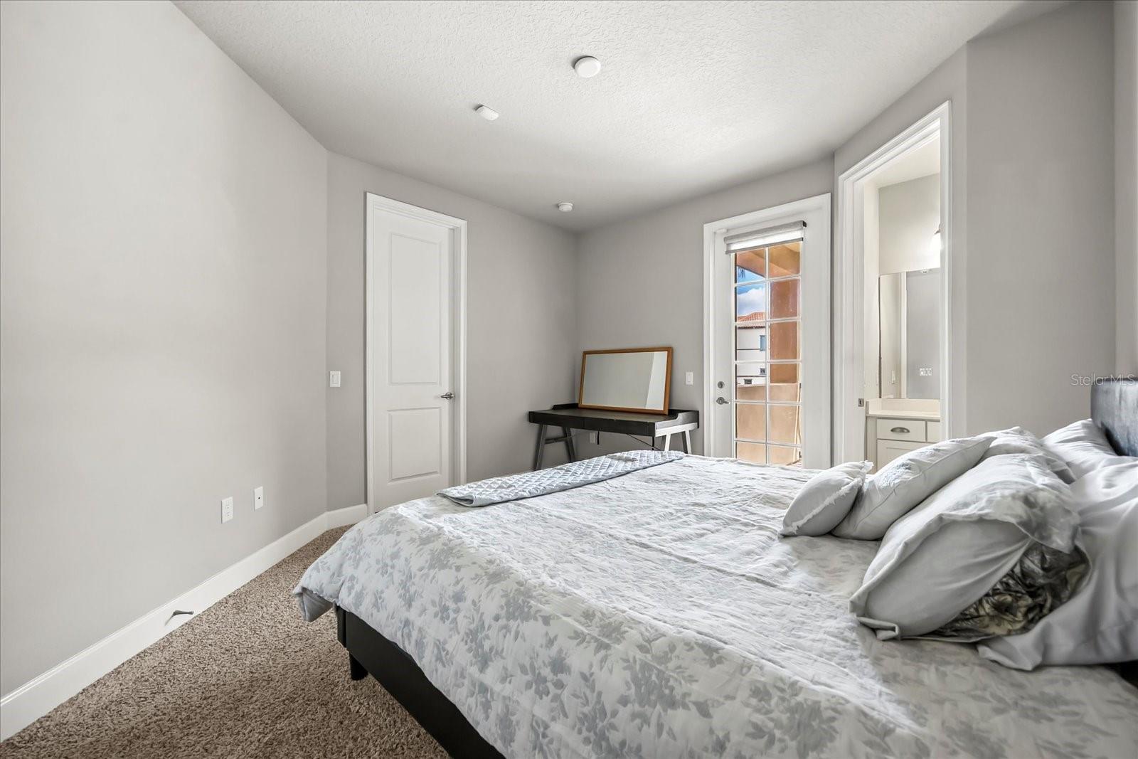 Image 54 of 76 For 7633 Toscana Boulevard