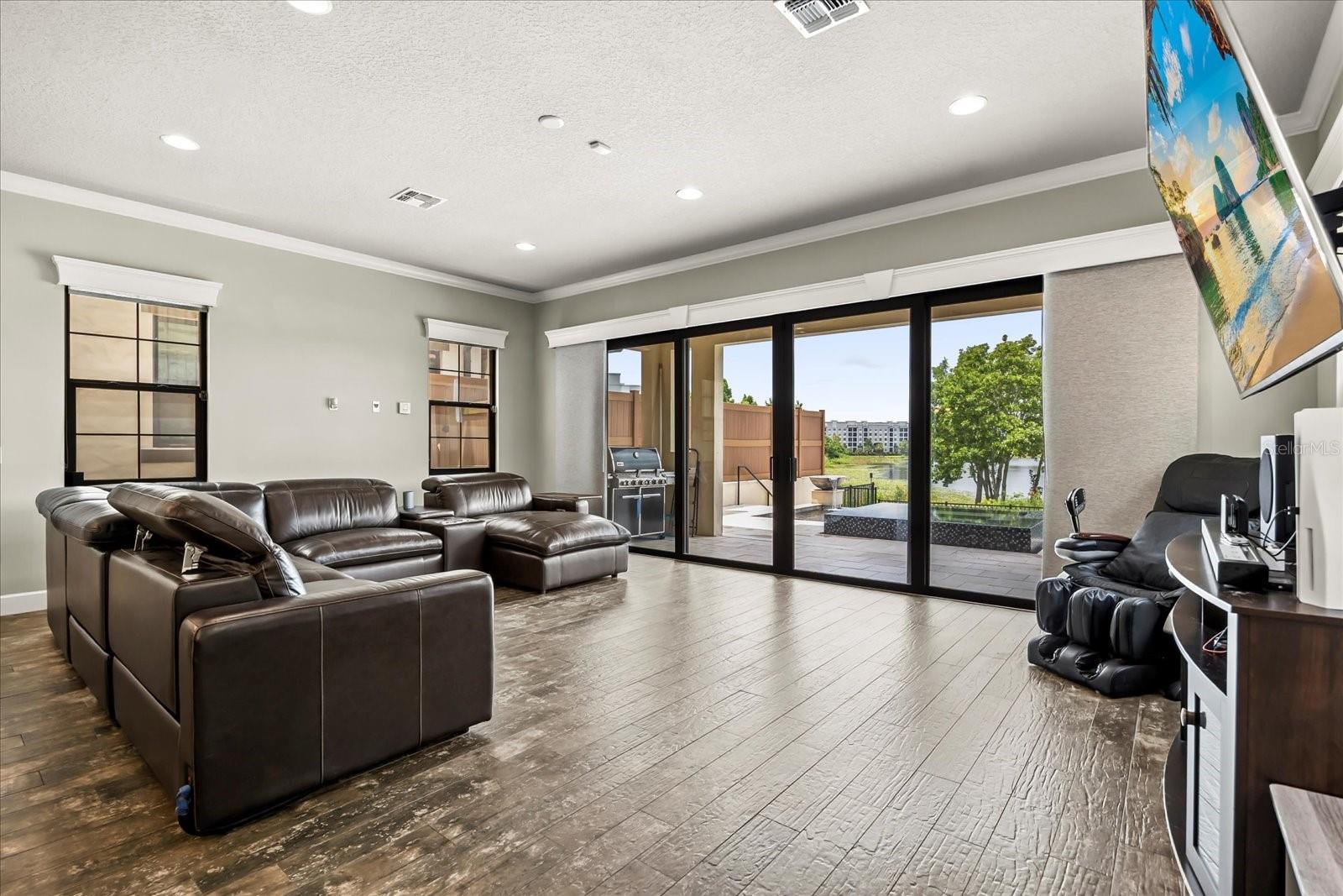 Image 6 of 76 For 7633 Toscana Boulevard