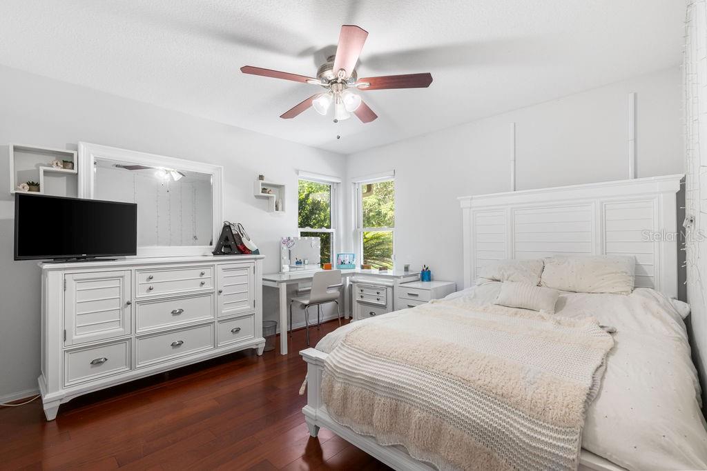 Image 25 of 39 For 11634 Nellie Oaks Bend