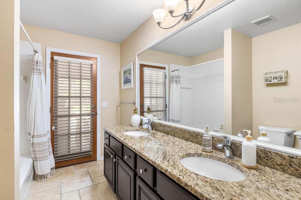Image 27 of 39 For 11634 Nellie Oaks Bend