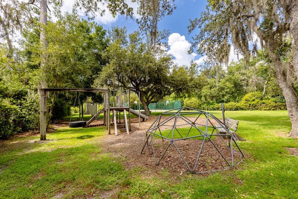 Image 31 of 39 For 11634 Nellie Oaks Bend