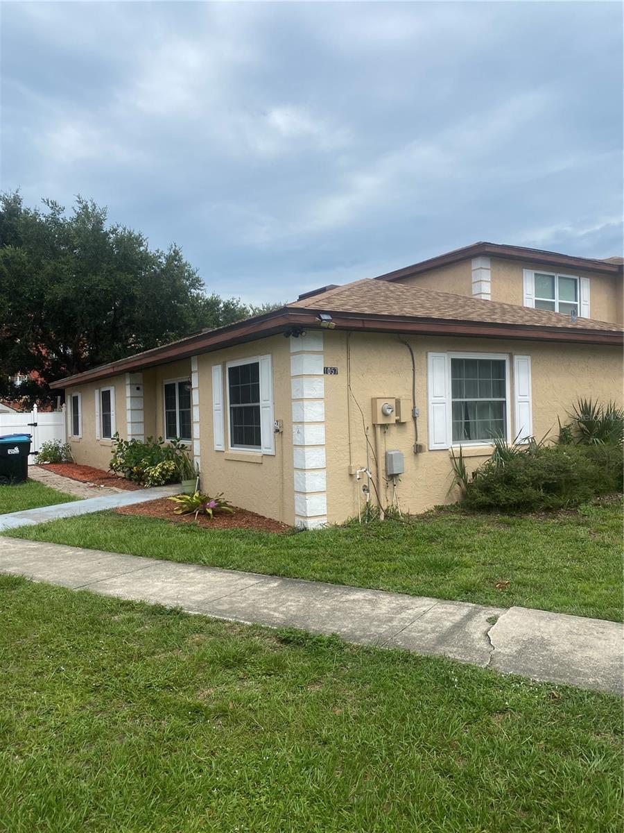 Image 2 of 14 For 1057 Sophie Boulevard