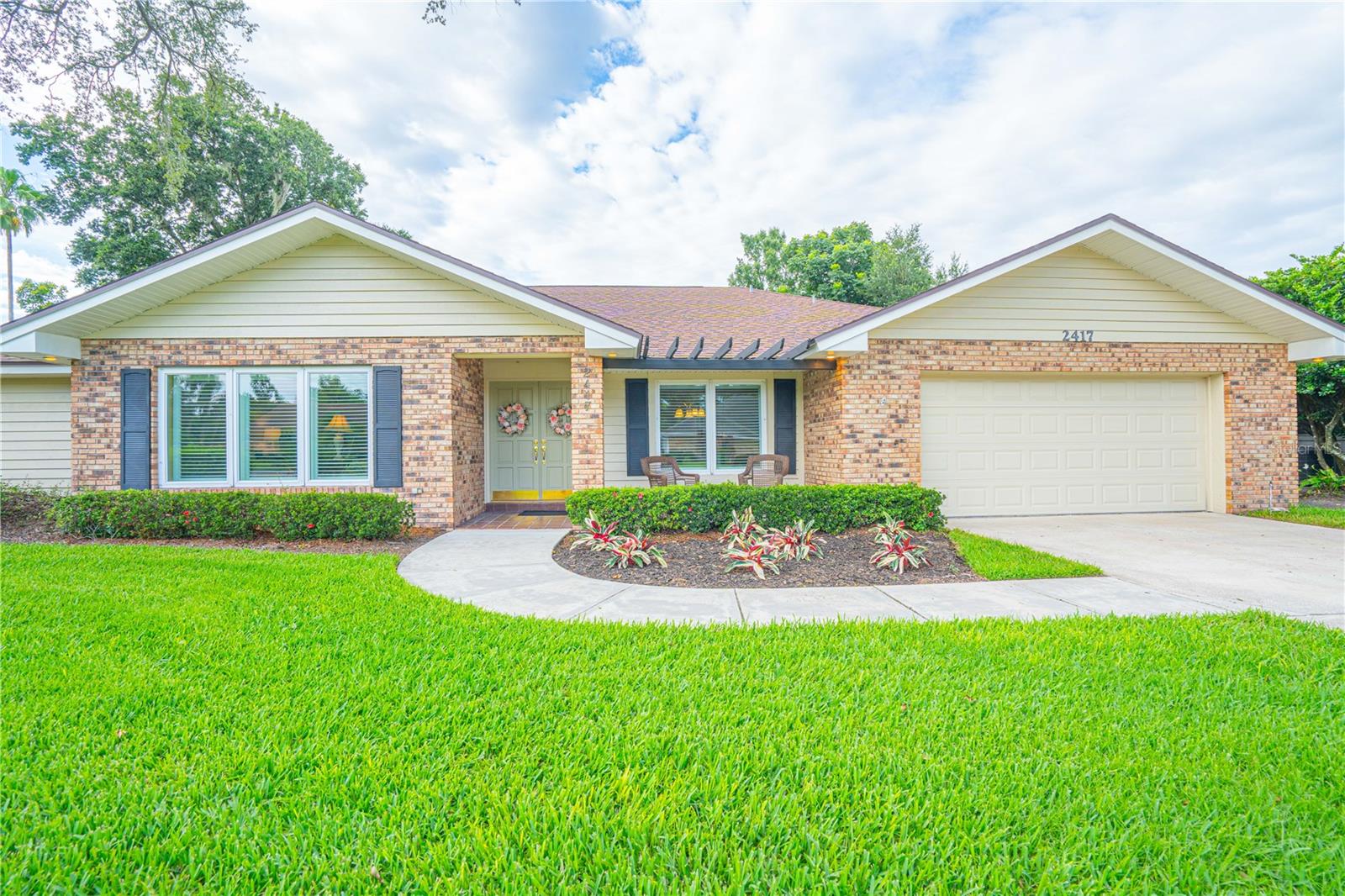 Details for 2417 Pershing Oaks Place, ORLANDO, FL 32806